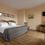 Exe Astur Plaza ホテル