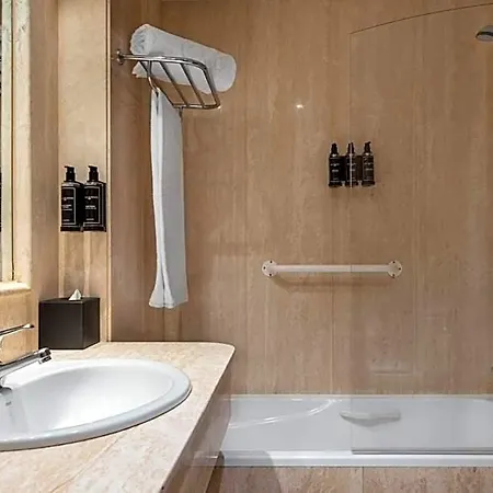 Exe Astur Plaza Hotel