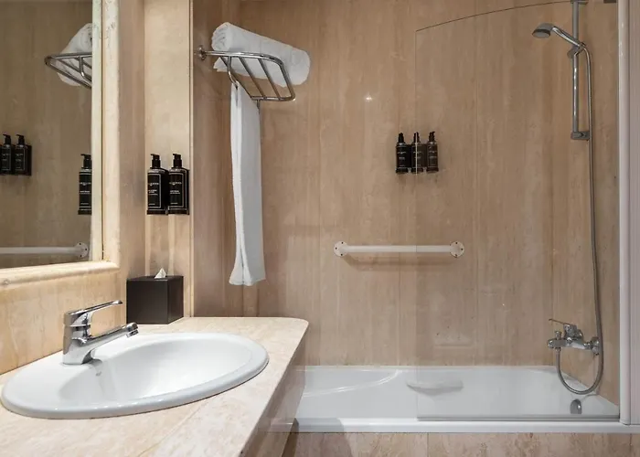 Exe Astur Plaza Hotel